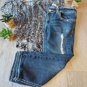 Liuec's Ripped Distressed Capri Jeans